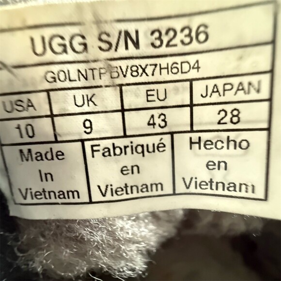 UGG Neumel Chukka Boots Men's US 10 Black Suede Lace-Up Ankle Boots - Picture 12 of 15